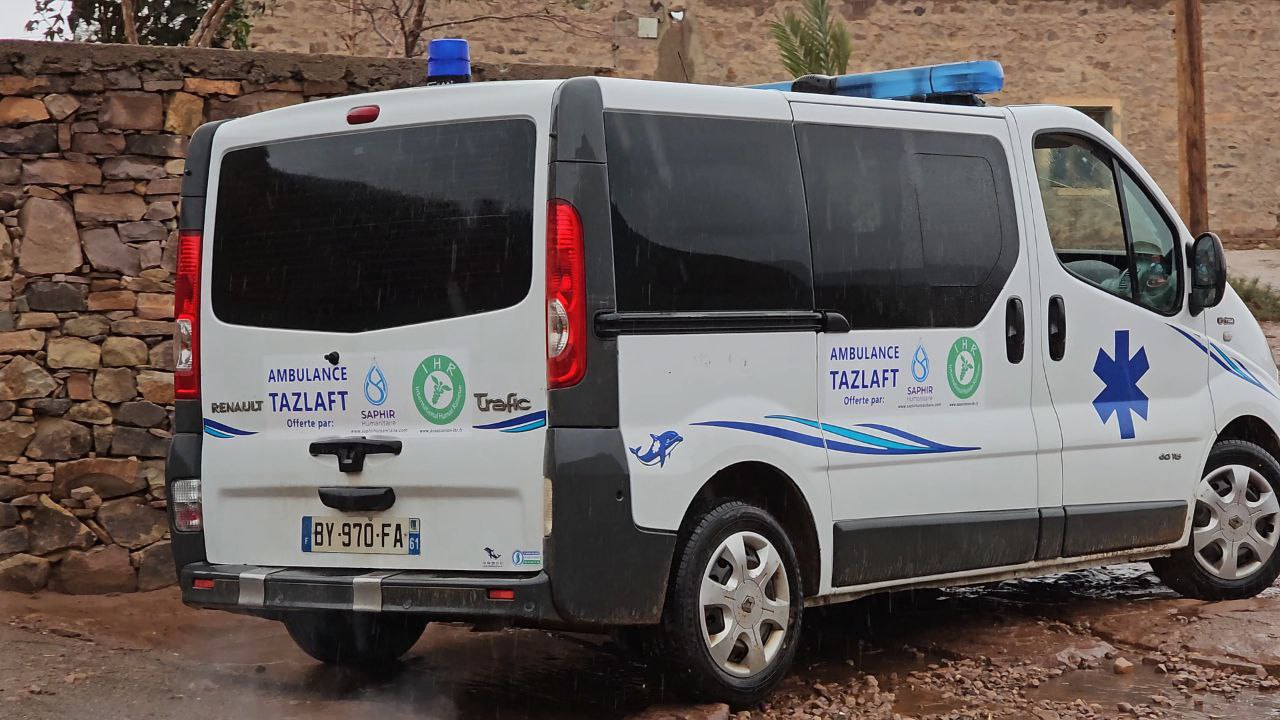 image de l'ambulance acheminer en 2023 pour le village de Tazaleft au Maroc