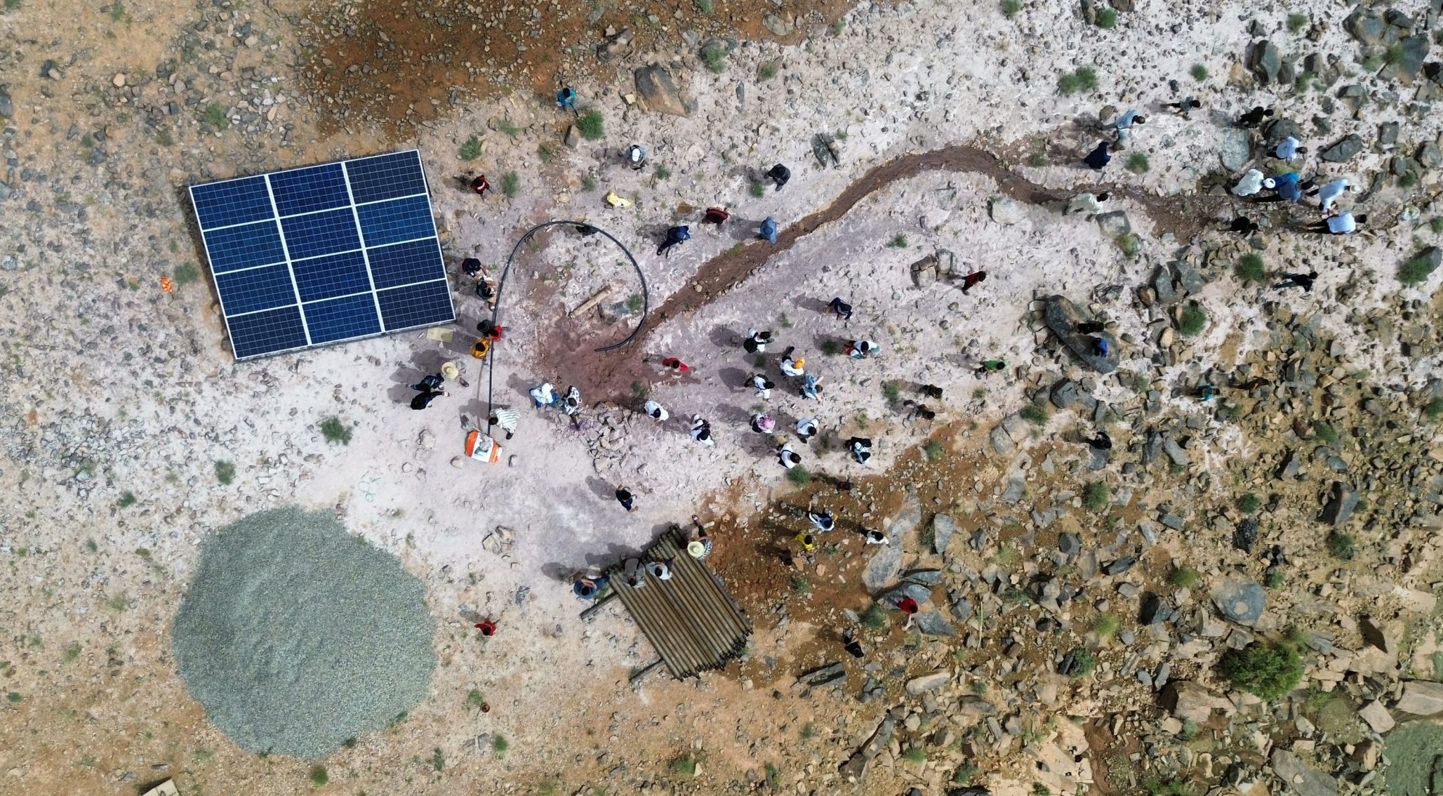 Nos bénévole de Saphir Humanitaire en action pour offrir des repas chaud et donner de l'espoir aux plus démunis